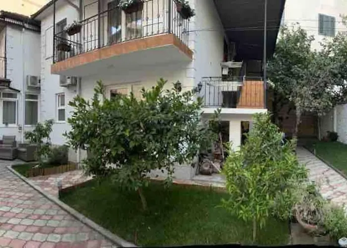 Florents 1-bd Villa, Free Parking And Garden 地拉那